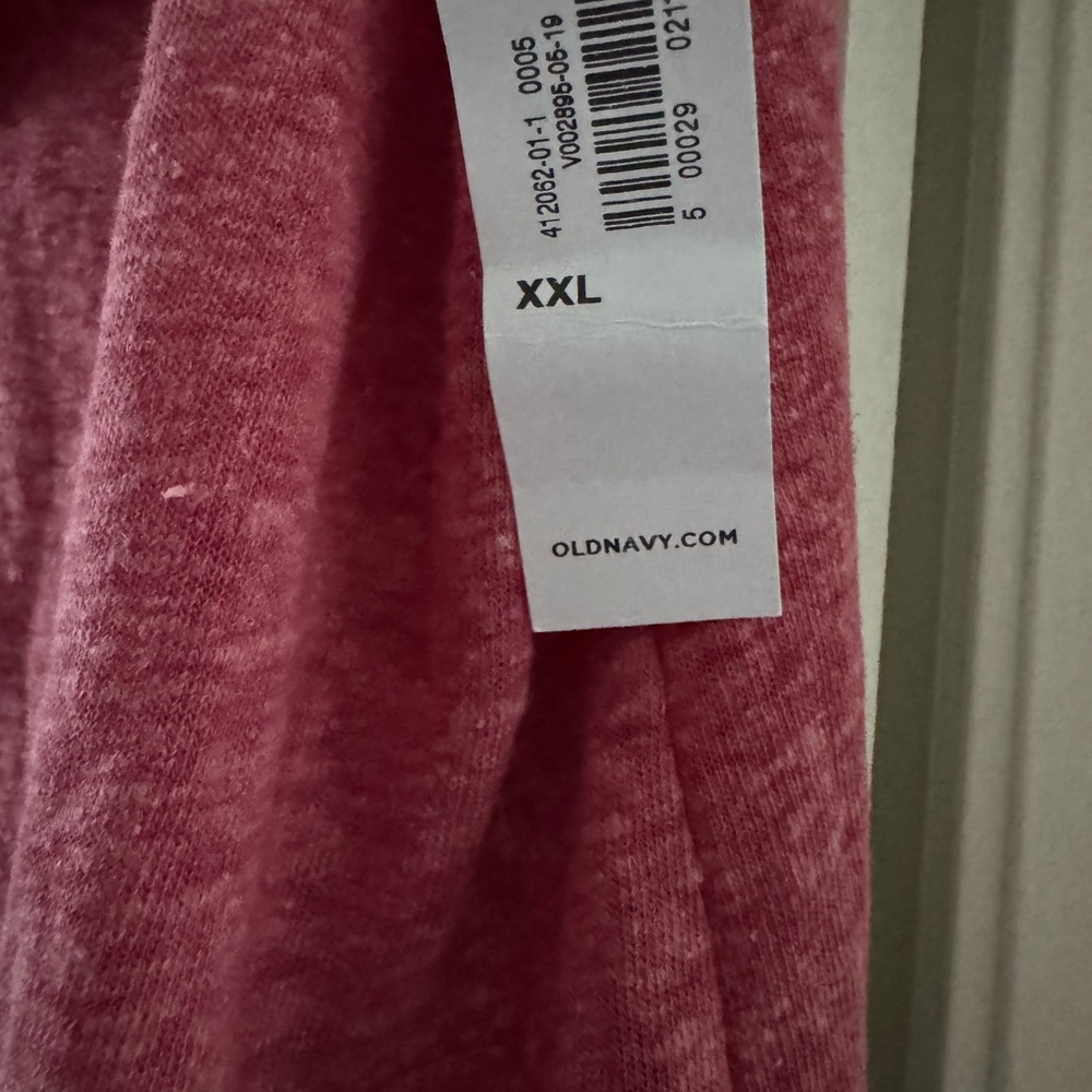 New with tags Old Navy Women's Ruffled Burgundy Blouse - Picture 3 of 4